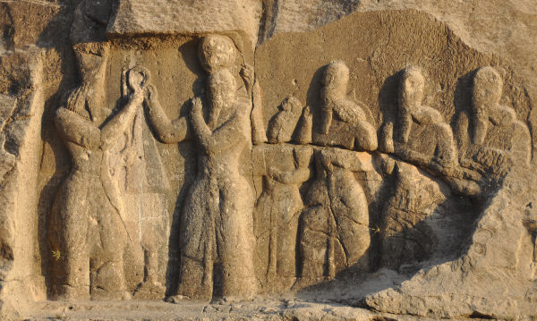 Firuzabad, Relief 2