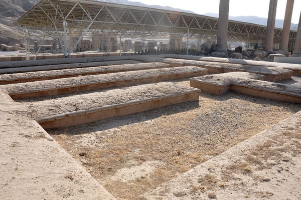 Persepolis, Apadana, Corner