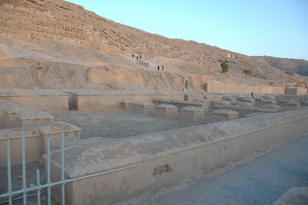 Persepolis, Garrison Quarters