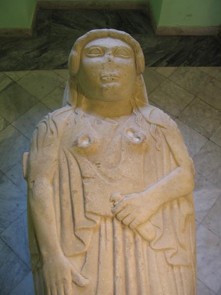 Motya, Sarcophagus of a girl