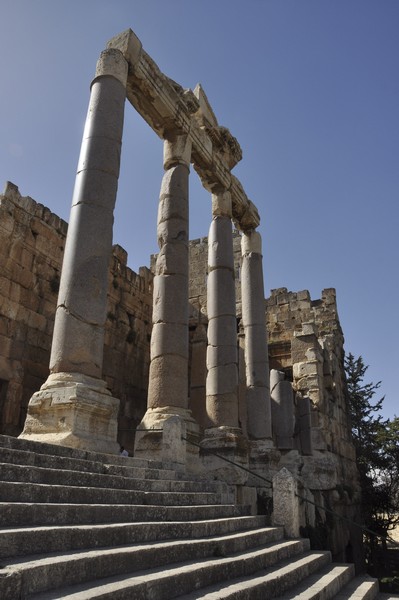 Baalbek, Temple of Jupiter, Propylaea (1)