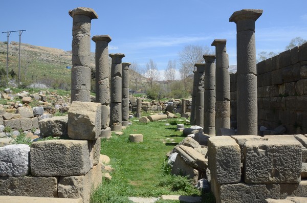 Faqra, Byzantine Church, Nave (1)