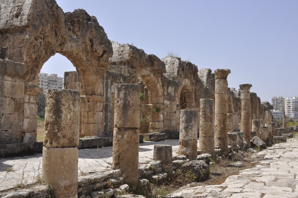 Tyre, Al-Bass, road and aqueduct