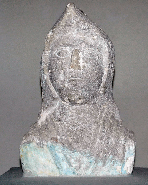 Bu Njem, Sanctuary, Head of a war goddess