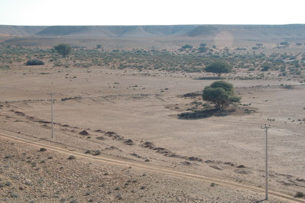 Qasr Banat, Dam