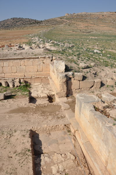 Cyrrhus, South gate