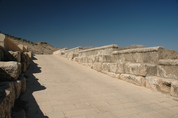 Cendere Bridge, Pavement