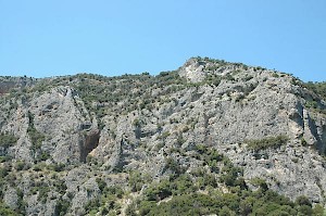 Cliffs north of the canyon