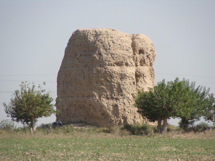 Zurmala stupa (1)