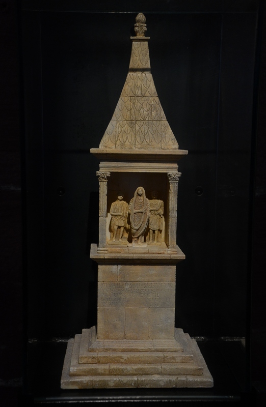 Strasbourg, Mausoleum of the Valerii (model)