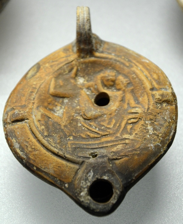 Burnum, Oil lamp with an erotic scene