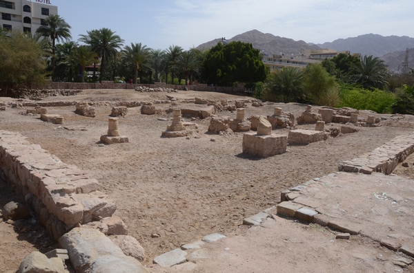 Akaba, Umayyad fort, Ummayad mosque