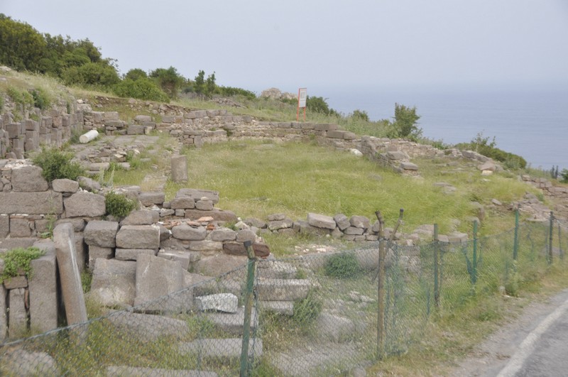 Assos, Basilica (1)