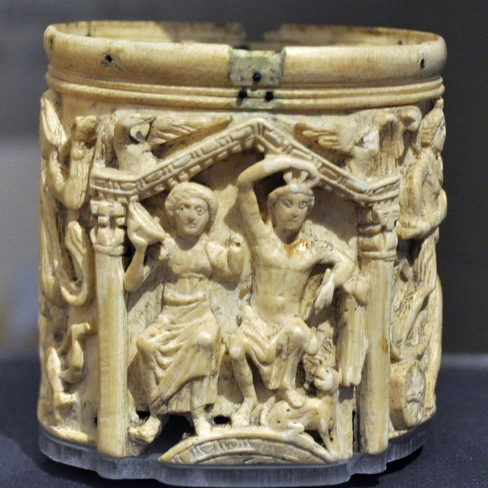 Trier, Pyxis with a mythological scene