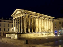 Nîmes, Maison Carrée