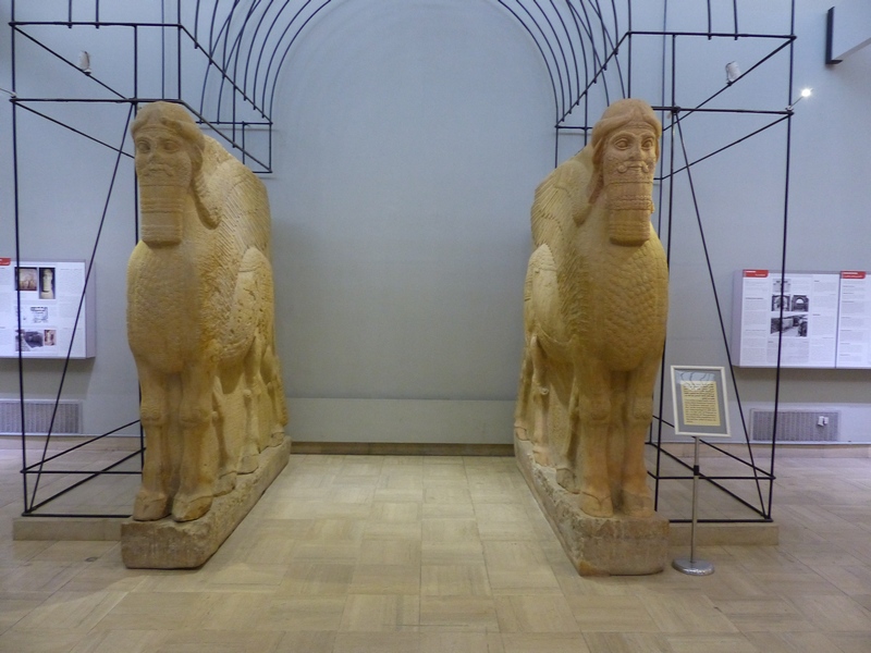 Nimrud, Northwest Palace of Aššurnasirpal II, Two lamassus